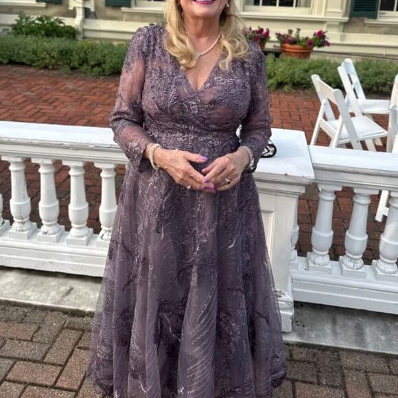 Mac Duggal Size 12 Purple Embellished 3/4 Long Sleeve V-Neck Midi Tea Dress Gown - Picture 5 of 5